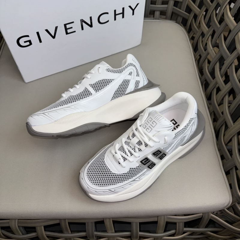 Givenchy Sneakers